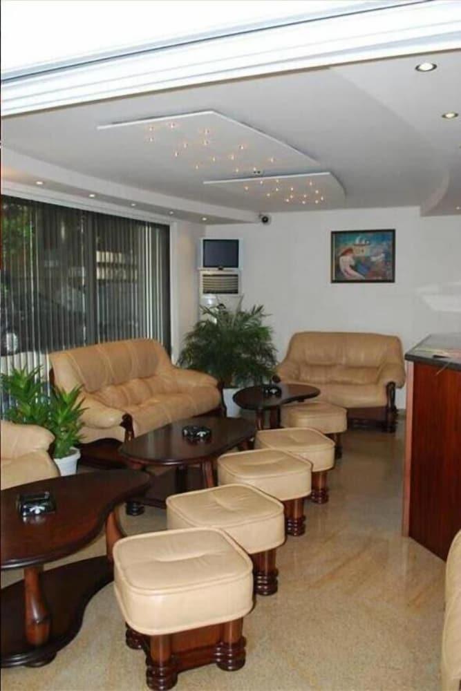 נסבר Italia Hotel מראה חיצוני תמונה