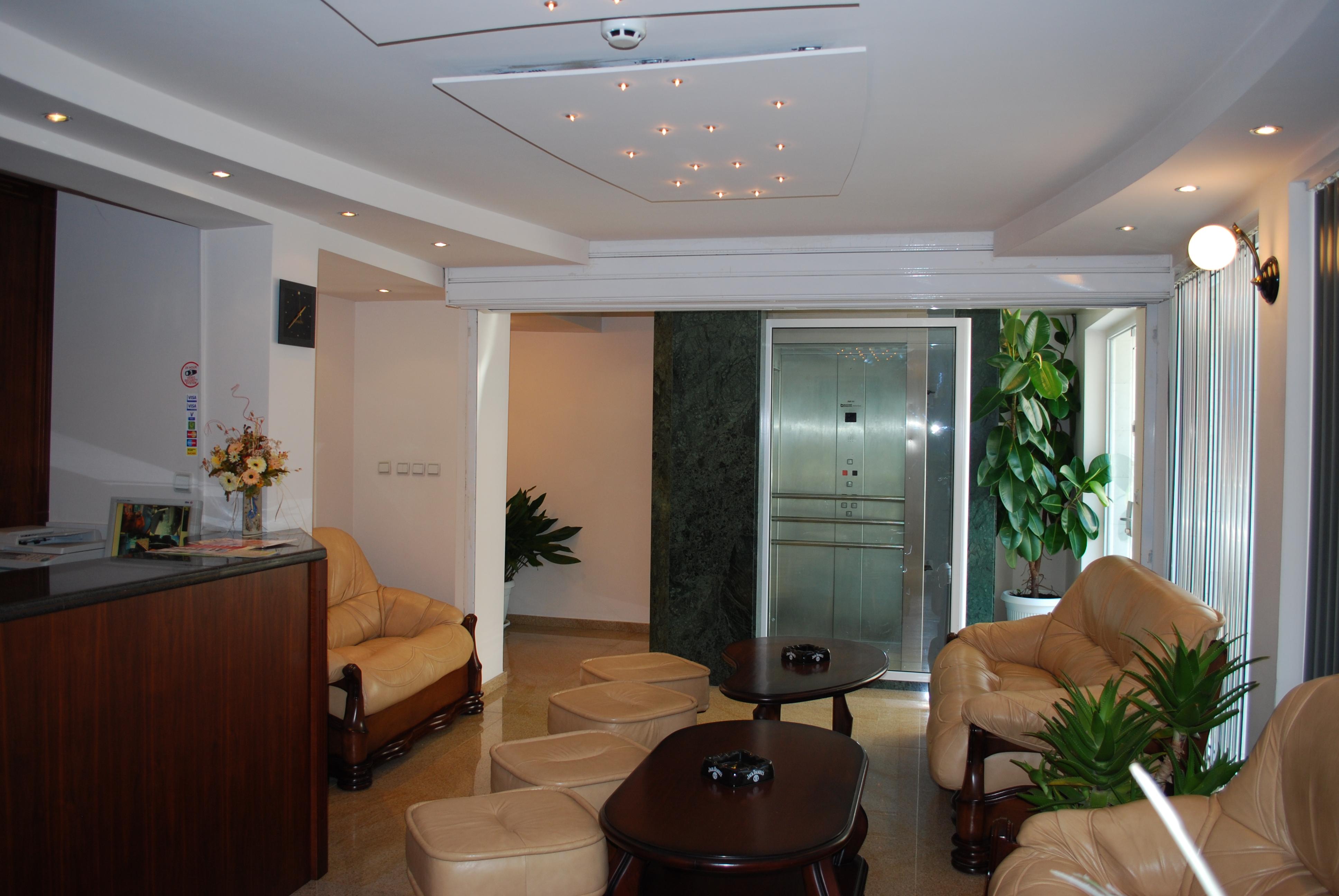 נסבר Italia Hotel מראה חיצוני תמונה