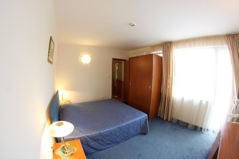 נסבר Italia Hotel מראה חיצוני תמונה