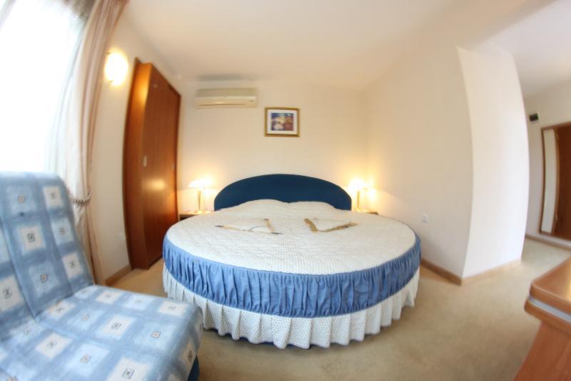 נסבר Italia Hotel מראה חיצוני תמונה