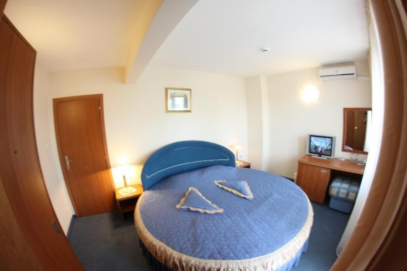נסבר Italia Hotel חדר תמונה