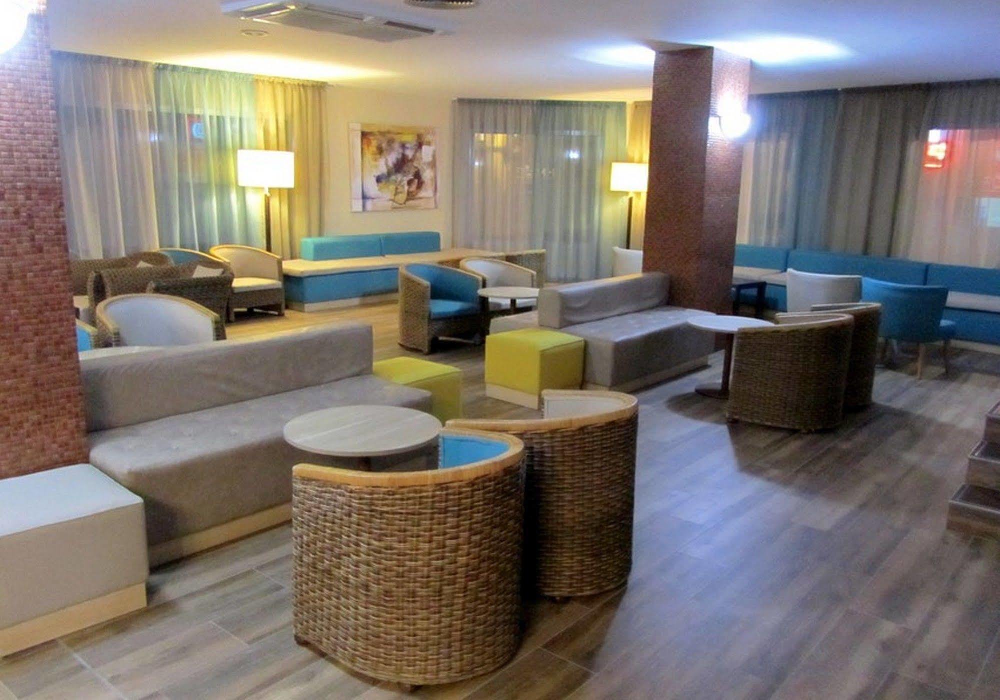 נסבר Italia Hotel מראה חיצוני תמונה