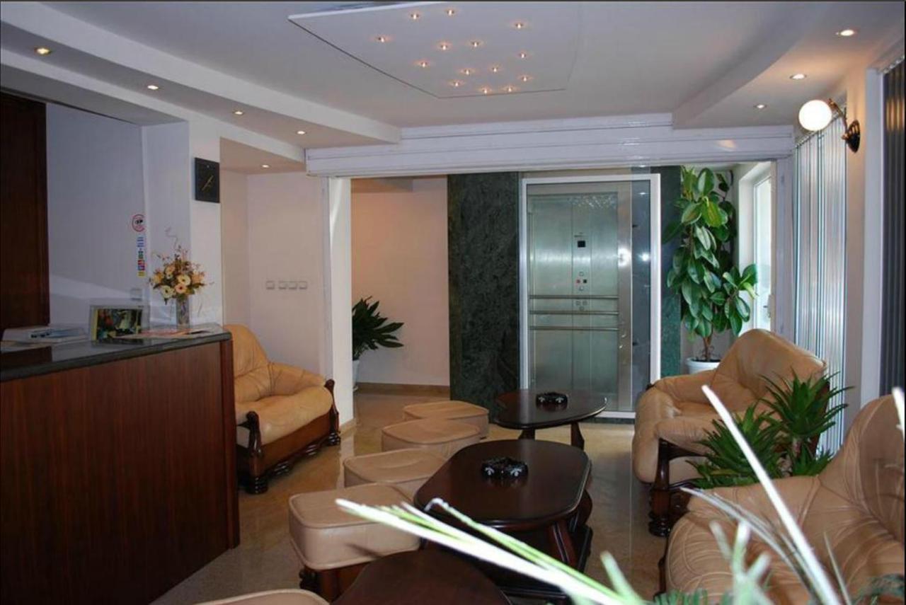 נסבר Italia Hotel מראה חיצוני תמונה